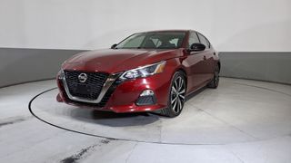 Nissan • Altima