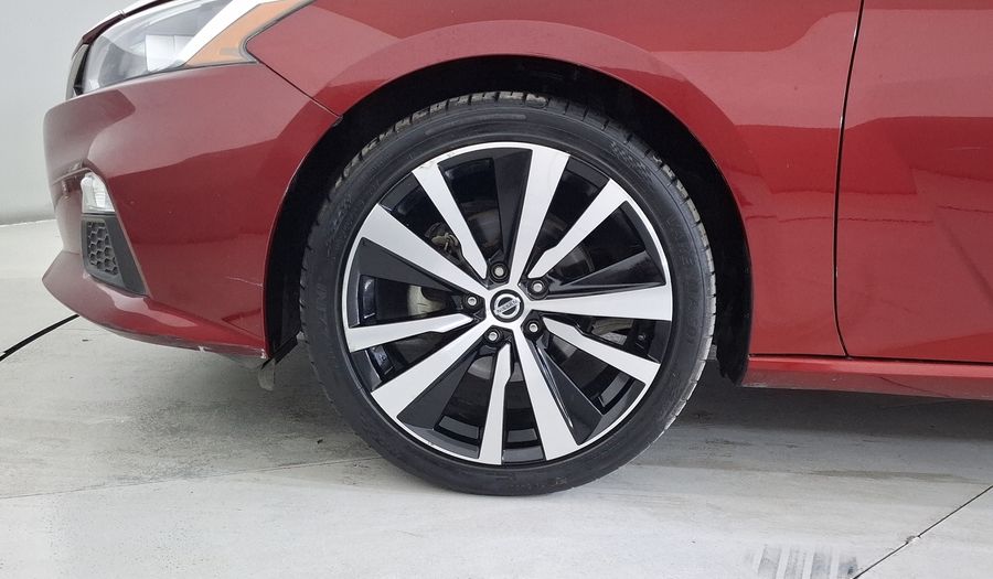 Nissan Altima 2.5 SR AUTO Sedan 2020