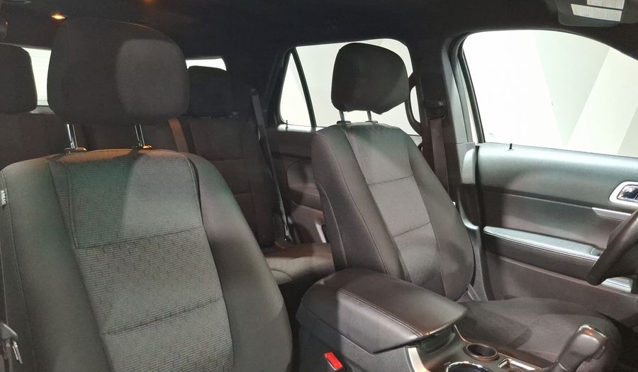 Ford Explorer 3.5 XLT V6 4X2 AT Suv 2014