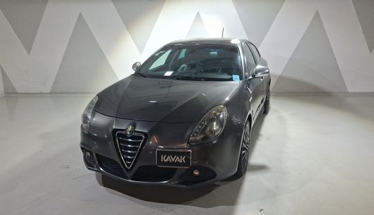 Alfa Romeo • Giulietta