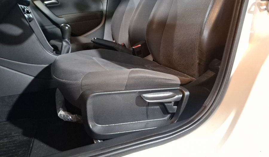 Volkswagen Polo 1.6 STARTLINE Hatchback 2019