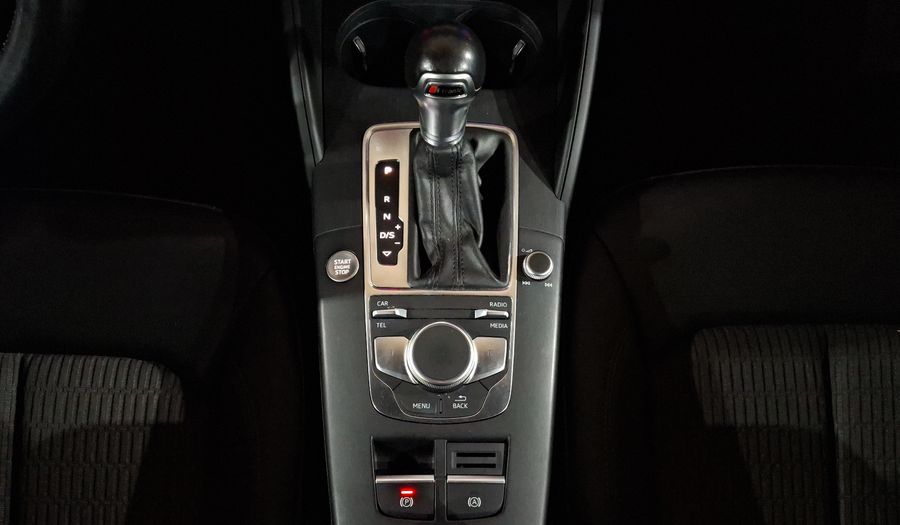 Audi A3 2.0 SELECT S TRONIC Hatchback 2017