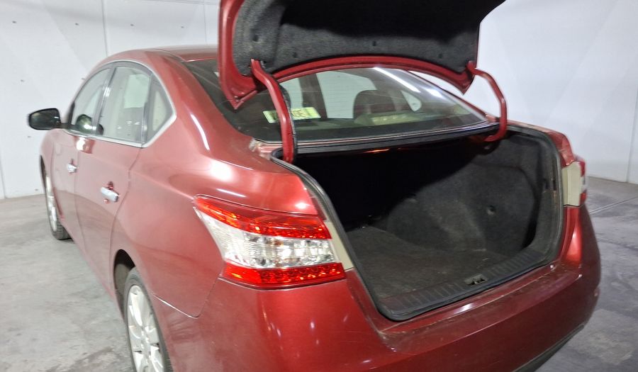 Nissan Sentra 1.8 EXCLUSIVE NAVI CVT Sedan 2016