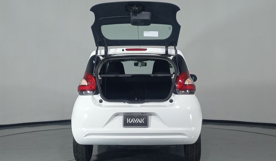 Fiat Mobi 1.0 LIKE Hatchback 2018
