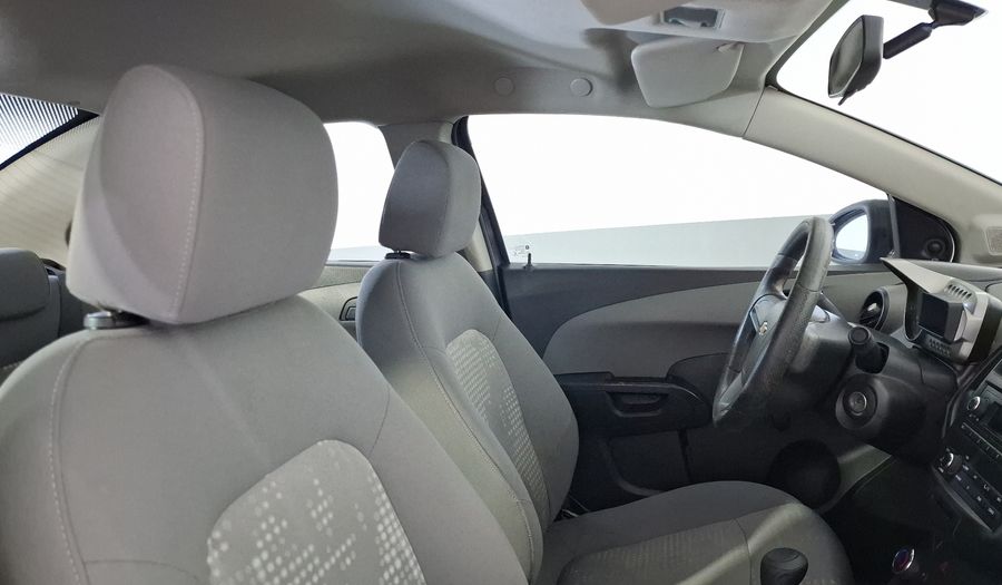 Chevrolet Sonic 1.6 MT A LS Sedan 2015