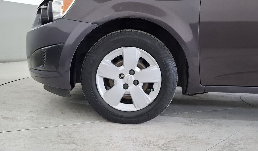 Chevrolet Sonic 1.6 MT A LS Sedan 2015