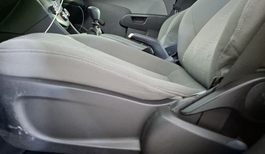 Chevrolet Sonic 1.6 MT A LS Sedan 2015