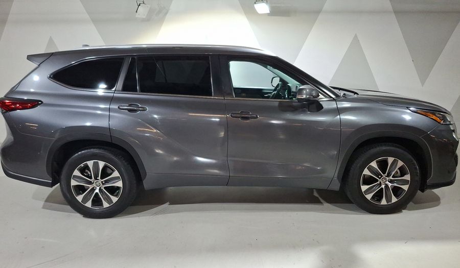 Toyota Highlander 2.5 HEV XLE AUTO Suv 2023