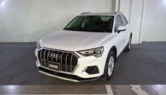 Audi • Q3