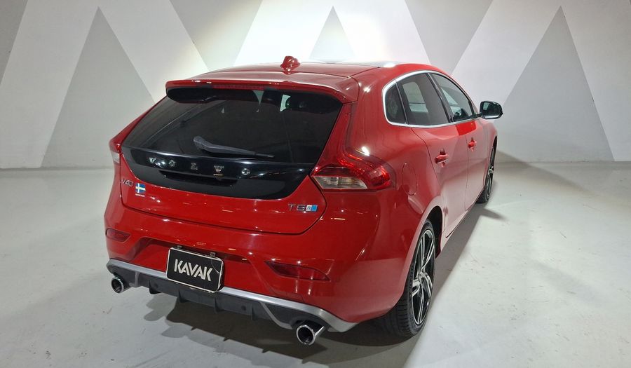 Volvo V40 2.0 R-DESIGN T5 Hatchback 2017