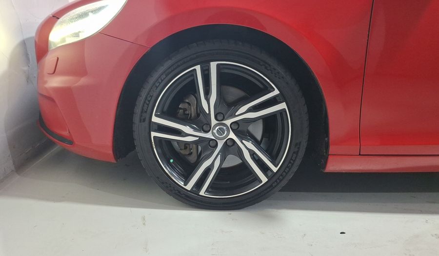 Volvo V40 2.0 R-DESIGN T5 Hatchback 2017