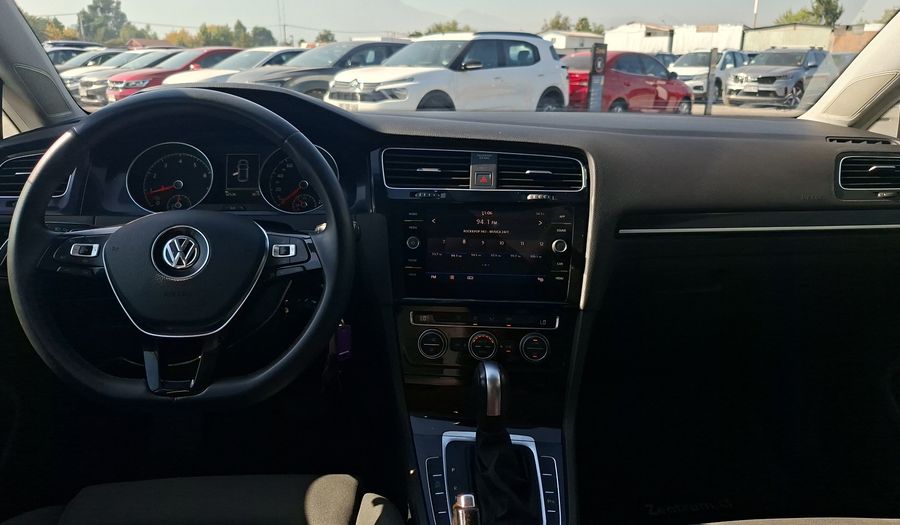 Volkswagen Golf 1.4 TSI DSG HIGHLINE Hatchback 2021