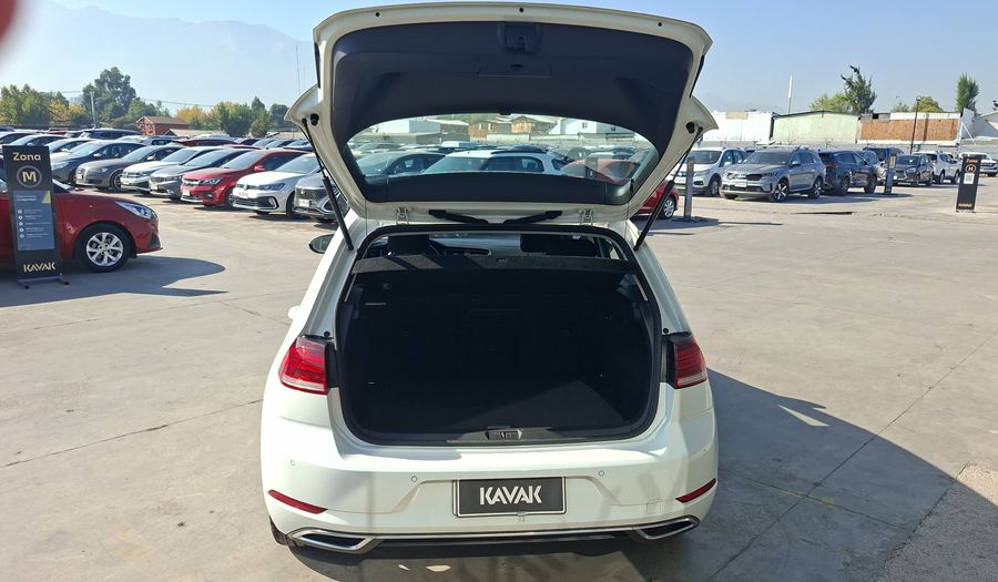 Volkswagen Golf 1.4 TSI DSG HIGHLINE Hatchback 2021