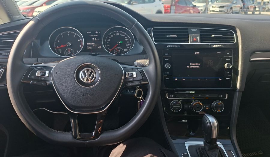 Volkswagen Golf 1.4 TSI DSG HIGHLINE Hatchback 2021