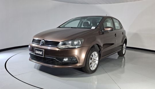 Volkswagen • Polo