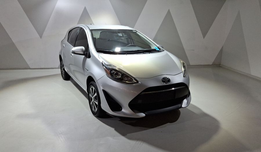 Toyota Prius C 1.5 HYBRID AUTO Hatchback 2019