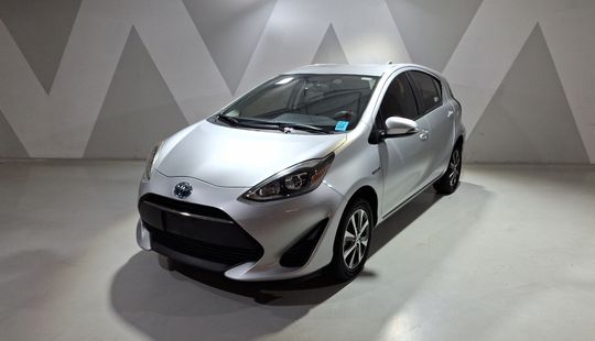 Toyota • Prius C