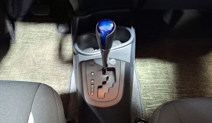 Toyota Prius C 1.5 HYBRID AUTO Hatchback 2019