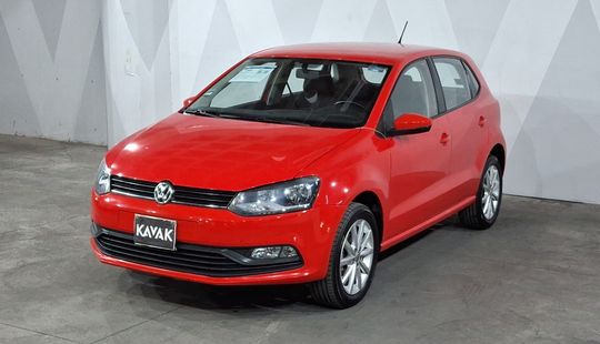 Volkswagen • Polo