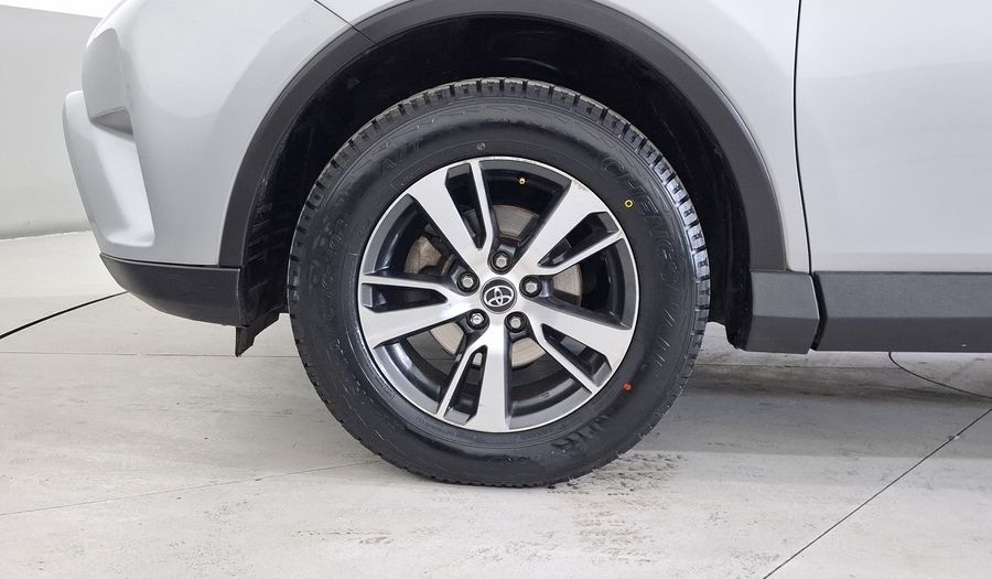 Toyota Rav4 2.5 XLE AWD AT Suv 2017