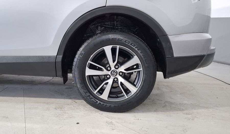 Toyota Rav4 2.5 XLE AWD AT Suv 2017