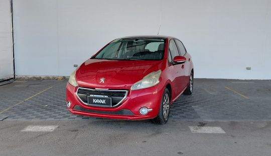 Peugeot • 208