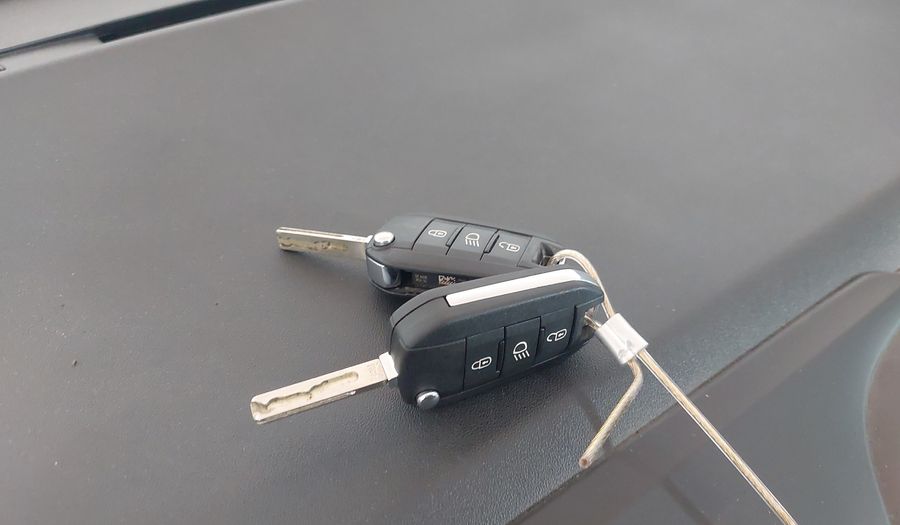 Peugeot 2008 1.6 16V FLEX GRIFFE BVA Suv 2016