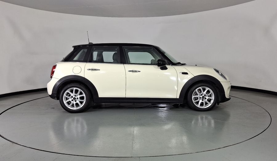 Mini Cooper 1.5 COOPER CHILI DCT Hatchback 2019
