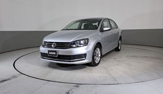 Volkswagen • Vento