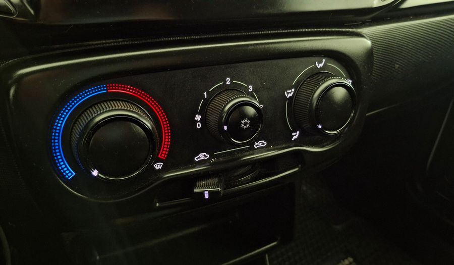 Ram Van 700 1.4 2023