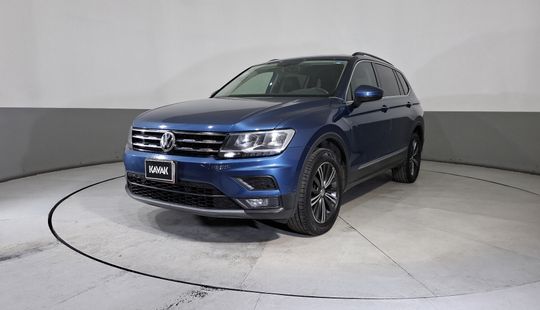 Volkswagen • Tiguan