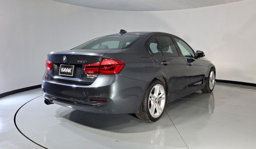 Bmw Serie 3 2.0 320IA SPORT LINE AUTO Sedan 2017