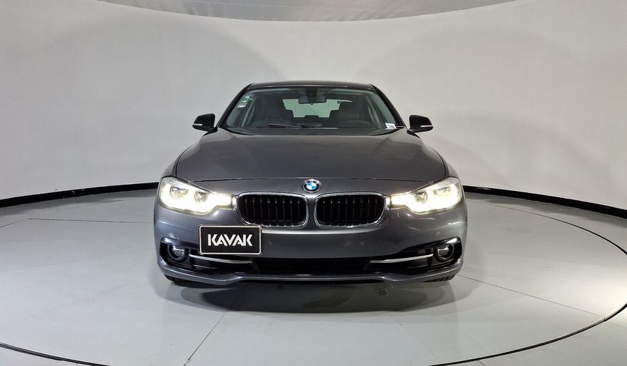 Bmw Serie 3 2.0 320IA SPORT LINE AUTO Sedan 2017