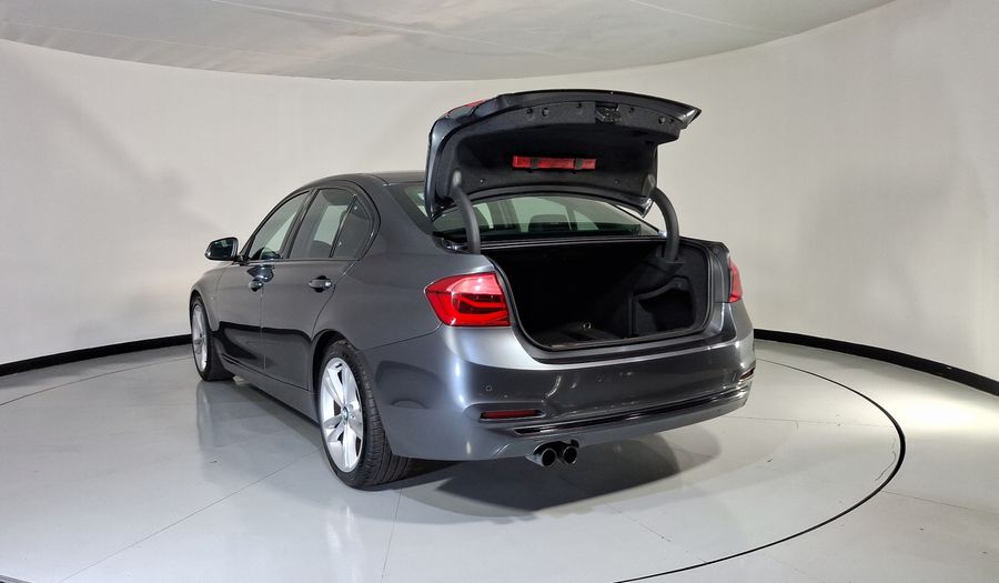 Bmw Serie 3 2.0 320IA SPORT LINE AUTO Sedan 2017