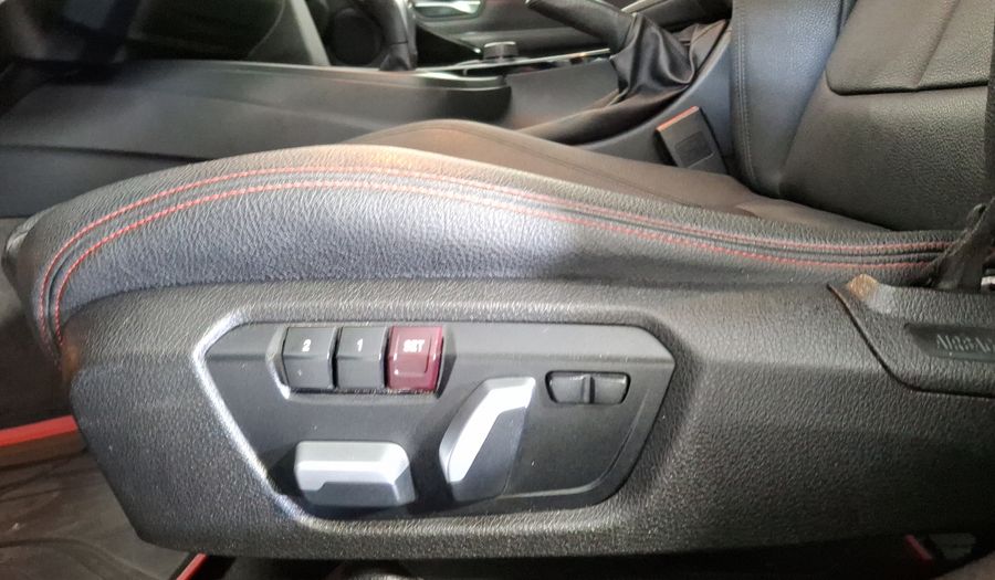 Bmw Serie 3 2.0 320IA SPORT LINE AUTO Sedan 2017