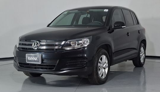 Volkswagen • Tiguan