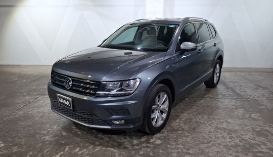Volkswagen • Tiguan