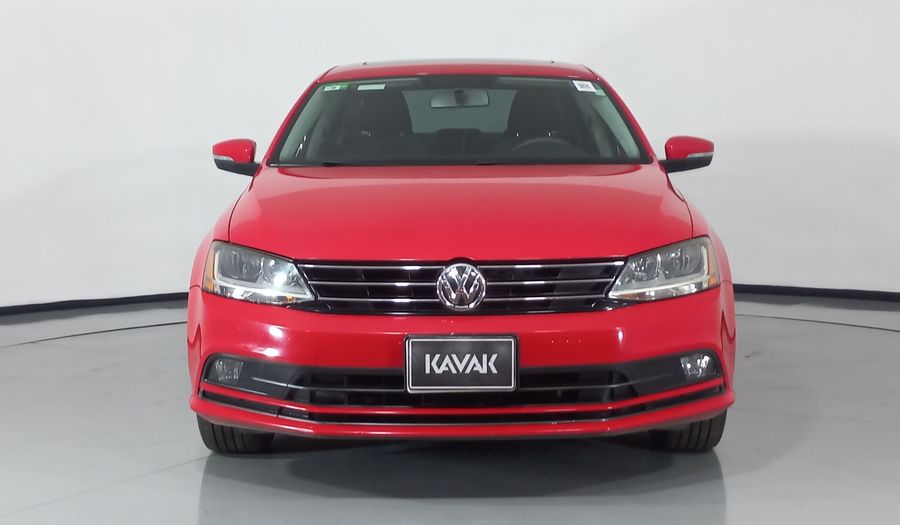 Volkswagen Jetta 2.5 COMFORTLINE TIP. BOLSAS AIRE DEL. Sedan 2018