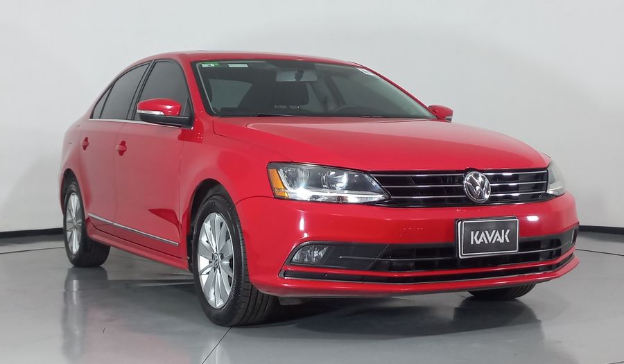 Volkswagen Jetta 2.5 COMFORTLINE TIP. BOLSAS AIRE DEL. Sedan 2018