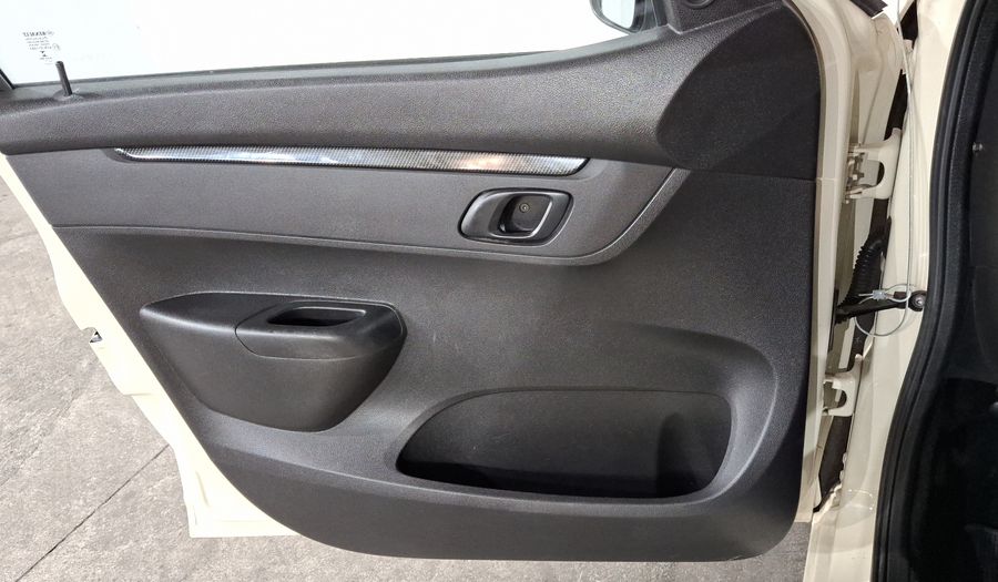 Renault Kwid 1.0 BITONO Hatchback 2021