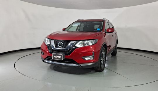 Nissan • X-Trail