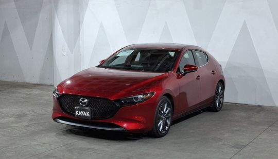 Mazda • Mazda 3