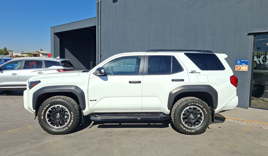 Toyota 4runner 2.4 SR5 AUTO 4WD Suv 2026