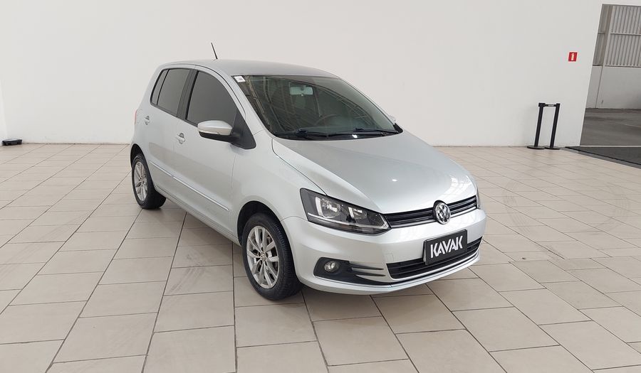 Volkswagen Fox 1.6 CONNECT Hatchback 2018