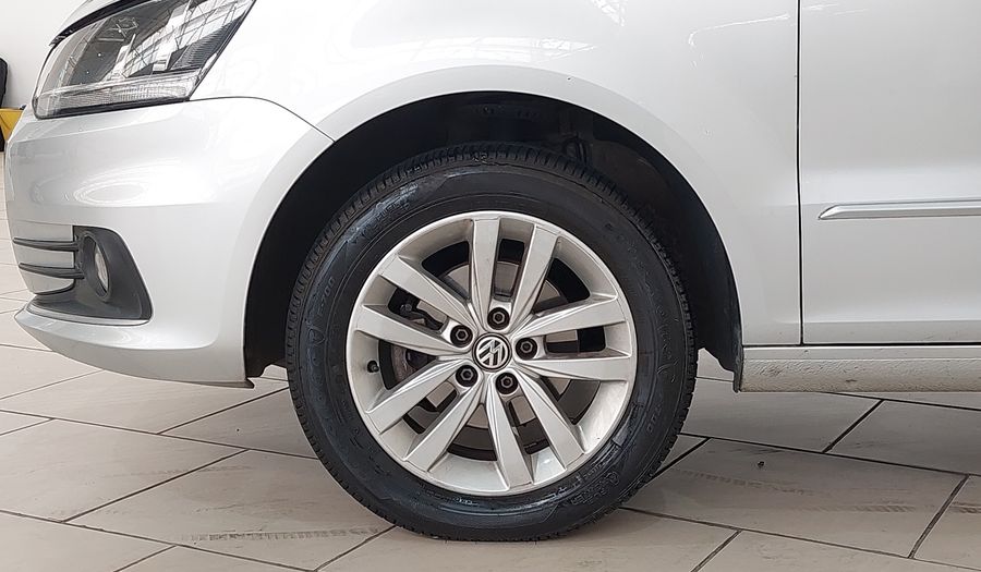 Volkswagen Fox 1.6 CONNECT Hatchback 2018