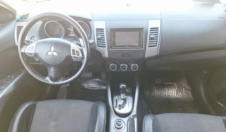Mitsubishi Outlander 3.0 K2 FULL AUTO 4WD Suv 2012