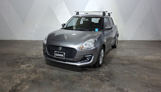 2020 • 90,830 km • Automático