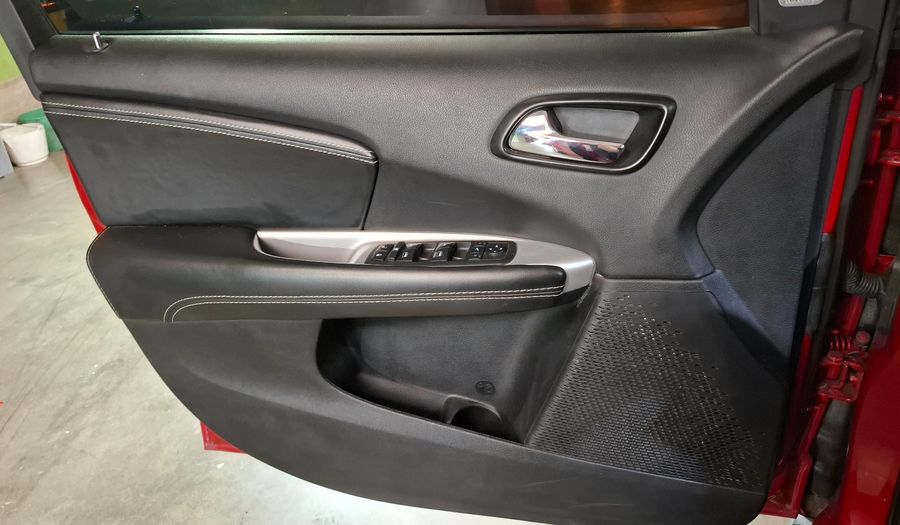 Dodge Journey 2.4 SXT TECHO DVD AUTO Suv 2018