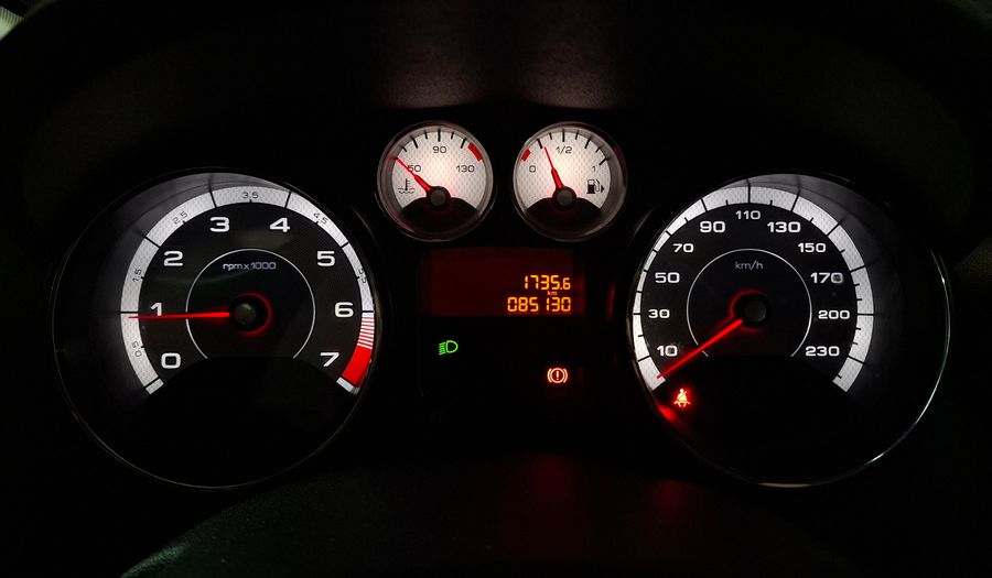 Peugeot 308 1.6 ACTIVE Hatchback 2016