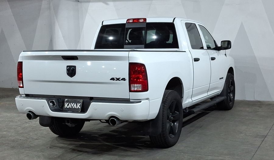 Ram 1500 5.7 HEMI SPORT CREW CAB 4X4 V8 8AT Pickup 2022